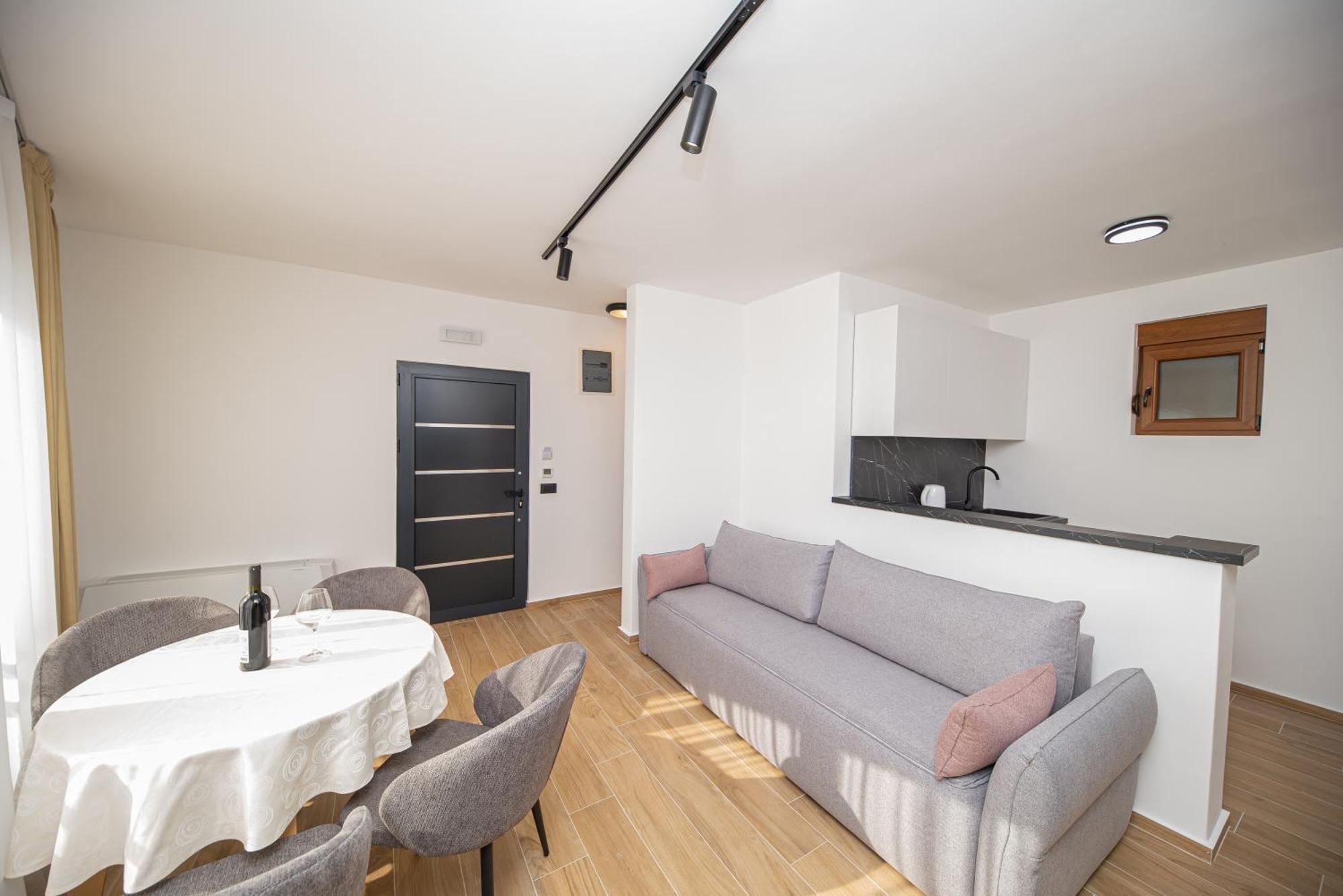 Apart & Spa Beganovic Dobra Voda Exterior photo