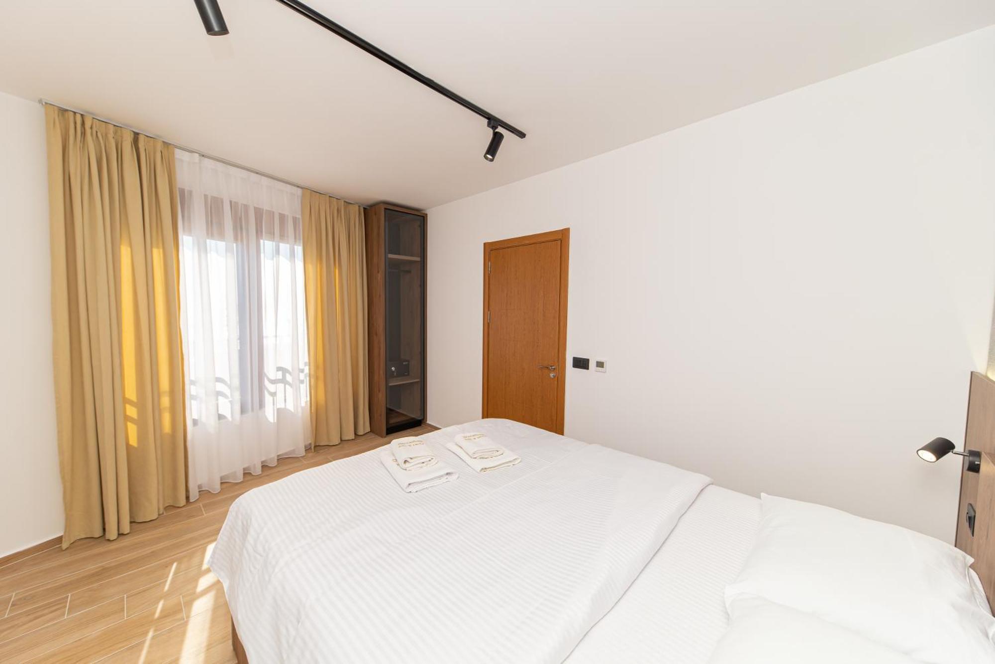 Apart & Spa Beganovic Dobra Voda Exterior photo
